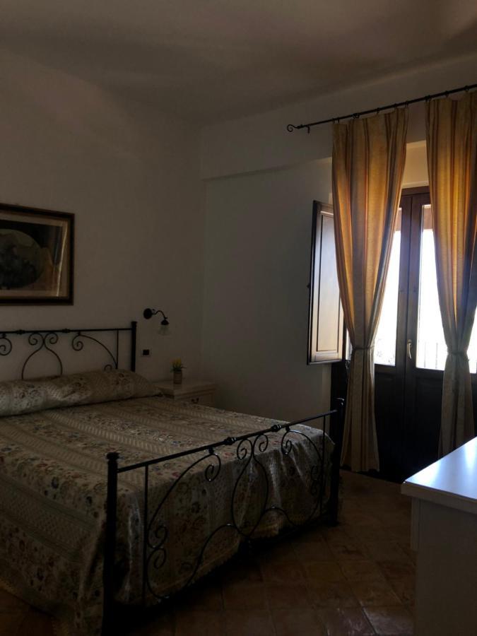 Agriturismo Donna Germana Ciro Marina Bagian luar foto