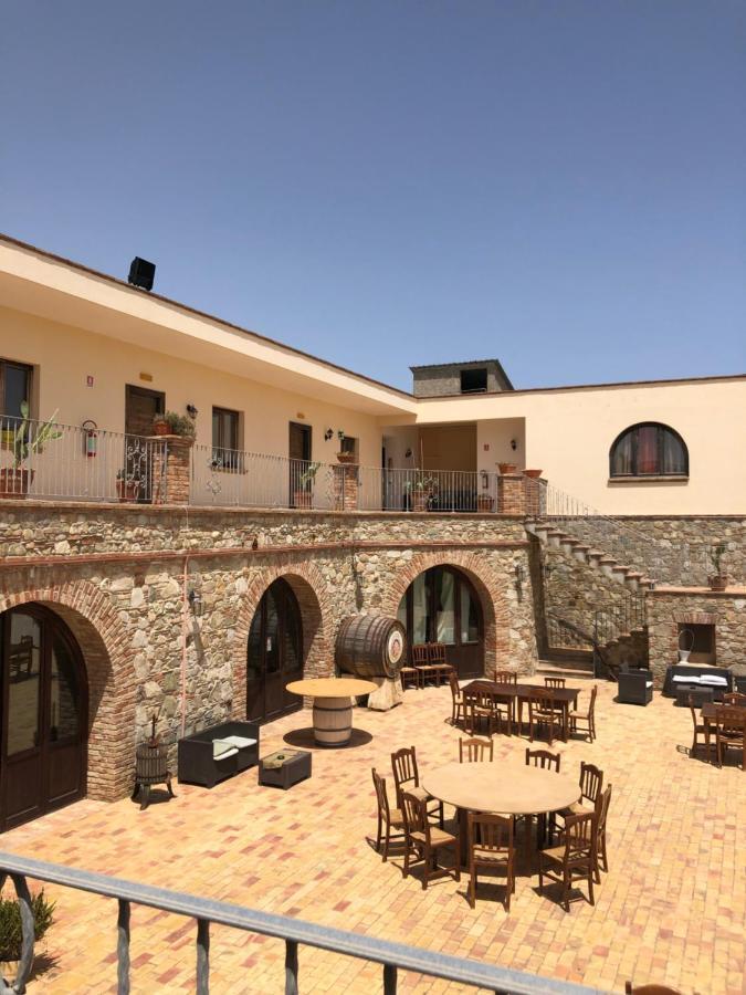 Agriturismo Donna Germana Ciro Marina Bagian luar foto