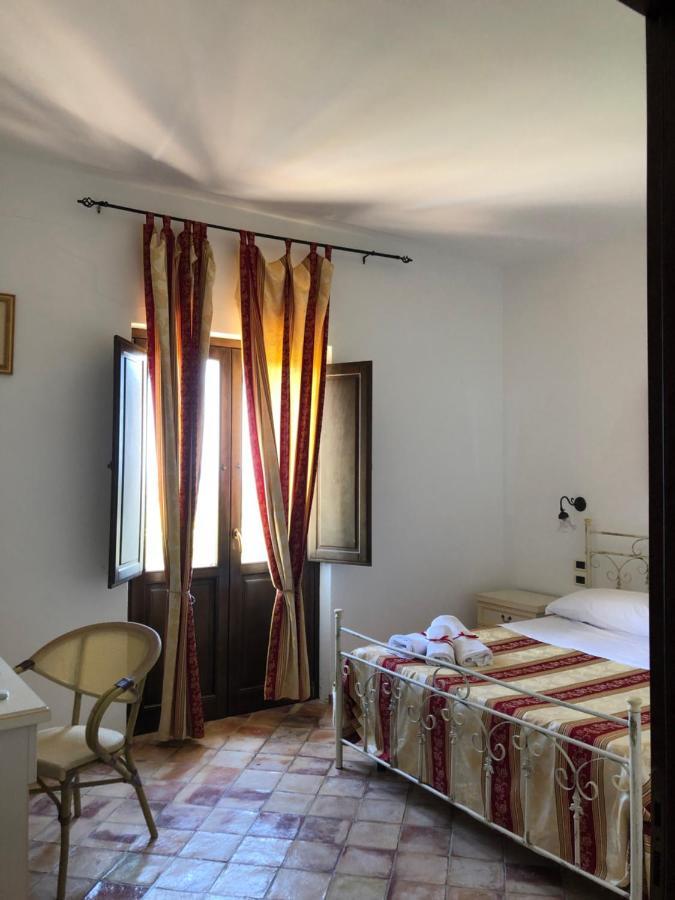 Agriturismo Donna Germana Ciro Marina Bagian luar foto