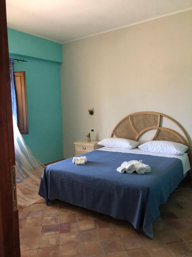 Agriturismo Donna Germana Ciro Marina Bagian luar foto