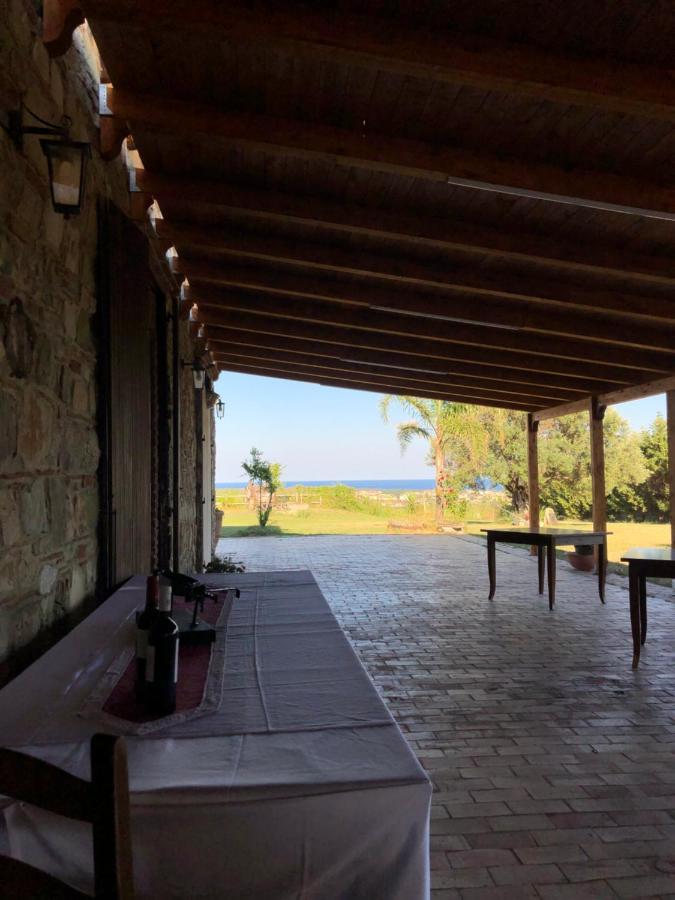 Agriturismo Donna Germana Ciro Marina Bagian luar foto
