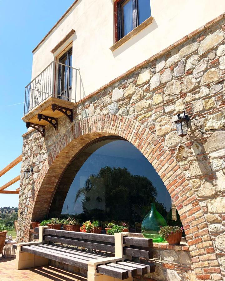 Agriturismo Donna Germana Ciro Marina Bagian luar foto
