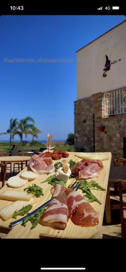 Agriturismo Donna Germana Ciro Marina Bagian luar foto