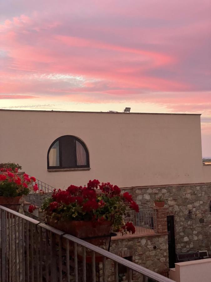 Agriturismo Donna Germana Ciro Marina Bagian luar foto